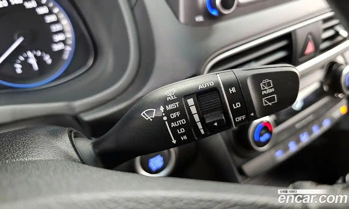 Hyundai Kona 2019 1.6 гидро в Москве № 1288356, фото 23