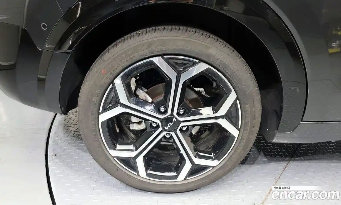 Kia Niro 2024 1.6 гидро в Москве № 1288870, фото 5