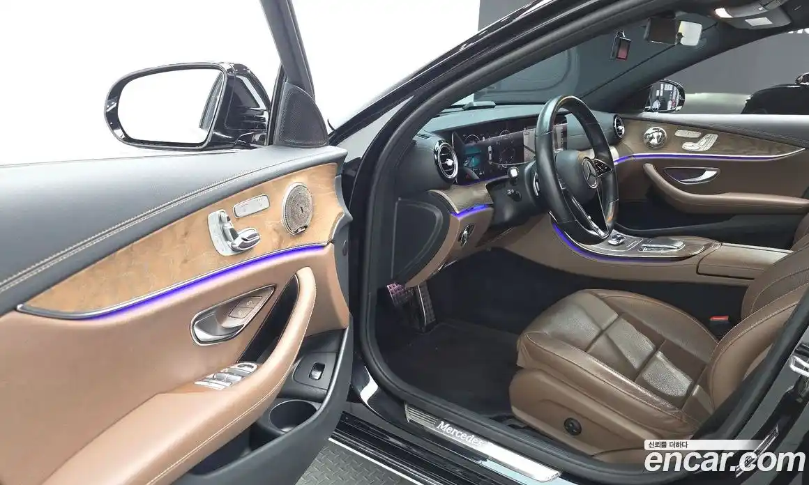 Mercedes-Benz E-Class 2021 2.0 гидро в Москве, фото 17