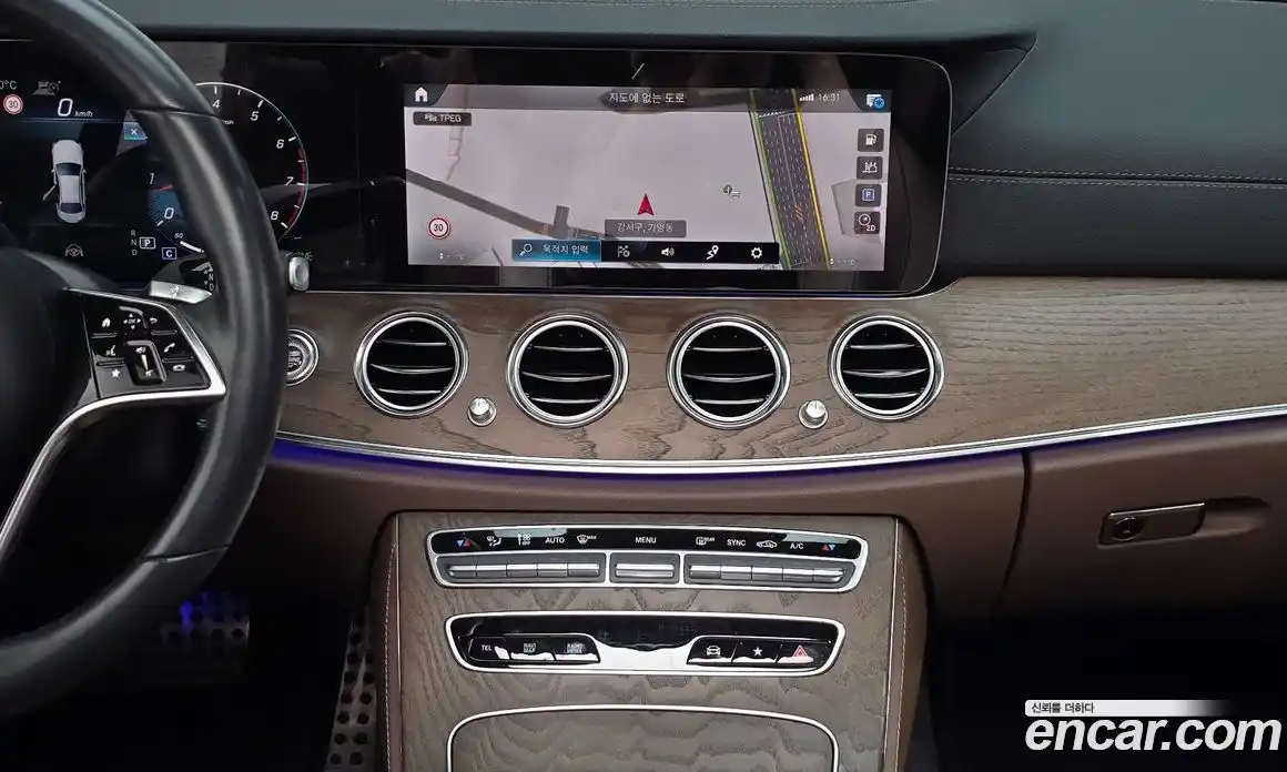 Mercedes-Benz E-Class 2021 2.0 гидро в Москве, фото 20