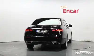 Mercedes-Benz E-Class 2021 2.0 гидро в Москве, миниатюра 4