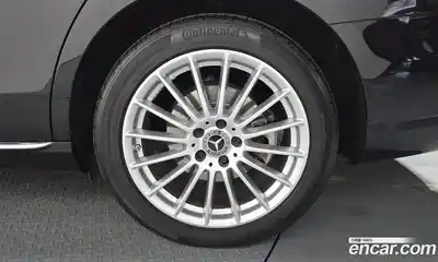 Mercedes-Benz E-Class 2021 2.0 гидро в Москве, миниатюра 7