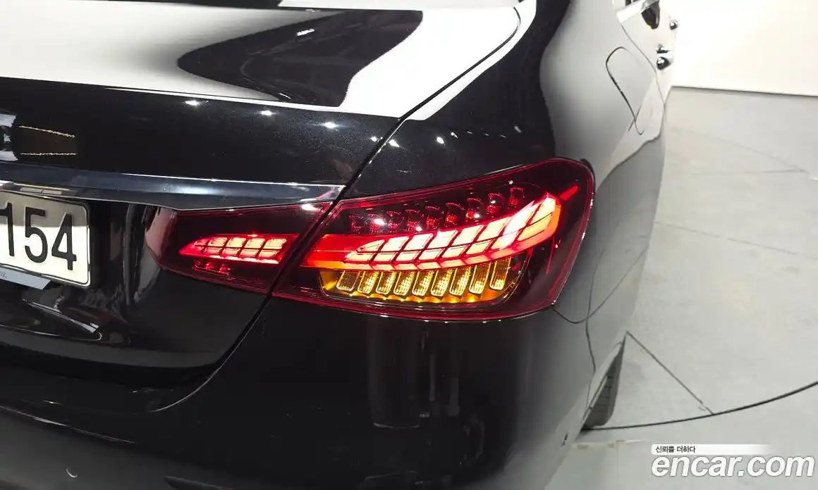 Mercedes-Benz E-Class 2021 2.0 гидро в Москве, фото 9
