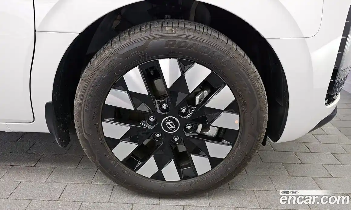Hyundai Staria 2025 1.6 гидро в Москве № 1317499, фото 7