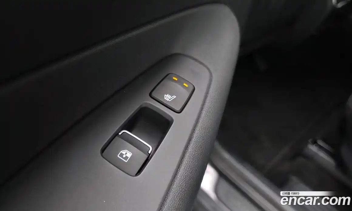 Hyundai Santa Fe 2023 1.6 гидро в Москве № 1317631, фото 24