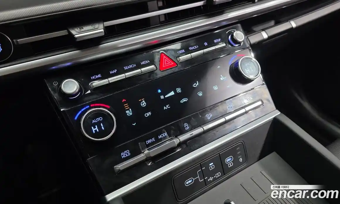 Hyundai Santa Fe 2024 2.5 гидро в Москве № 1342029, фото 31