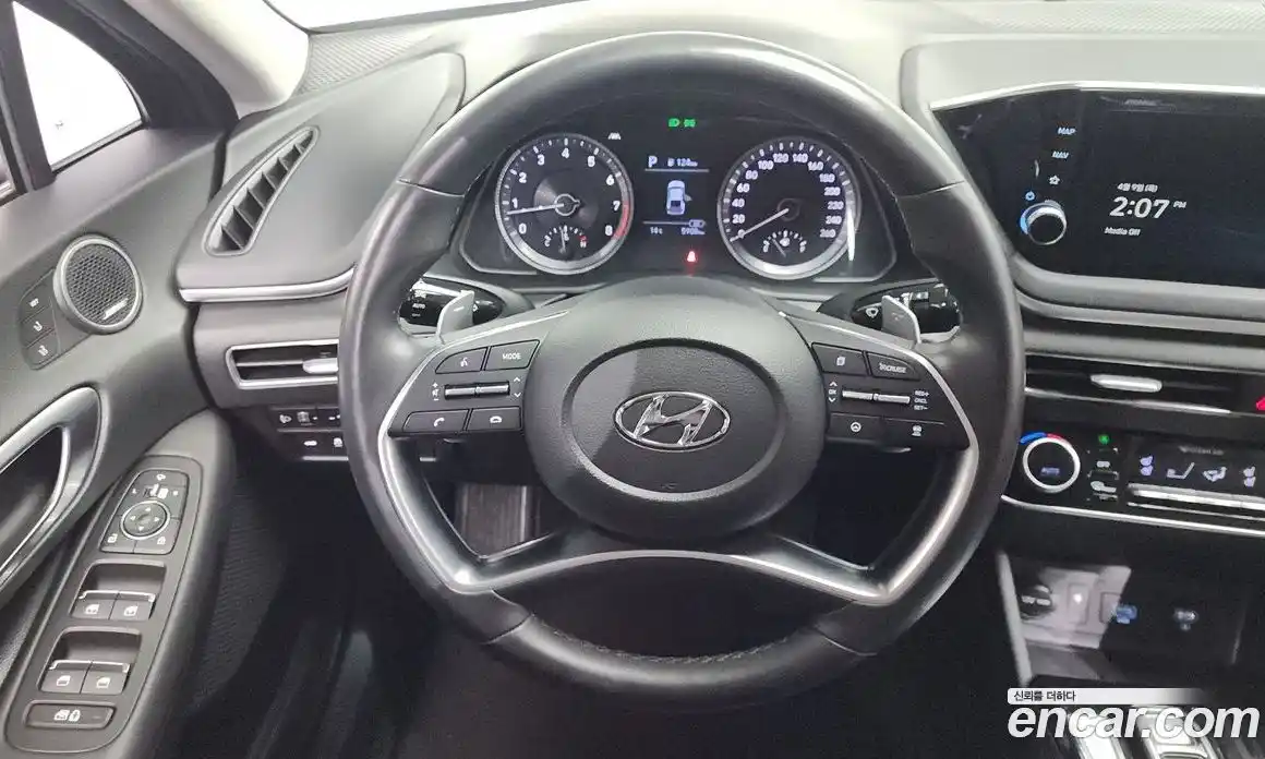 Hyundai Sonata 2019 2.0 гидро в Москве № 1416823, фото 18