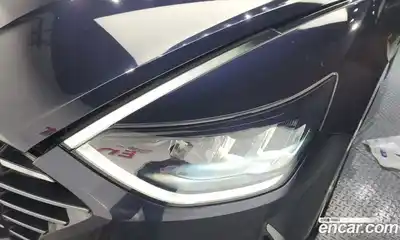 Hyundai Sonata 2019 2.0 гидро в Москве № 1416823, миниатюра 7