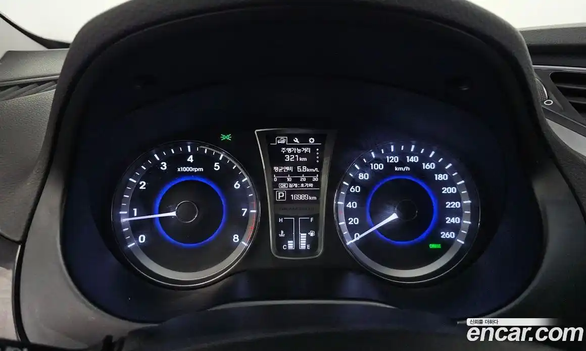 Hyundai Grandeur 2015 2.4 гидро в Москве № 1417014, фото 11