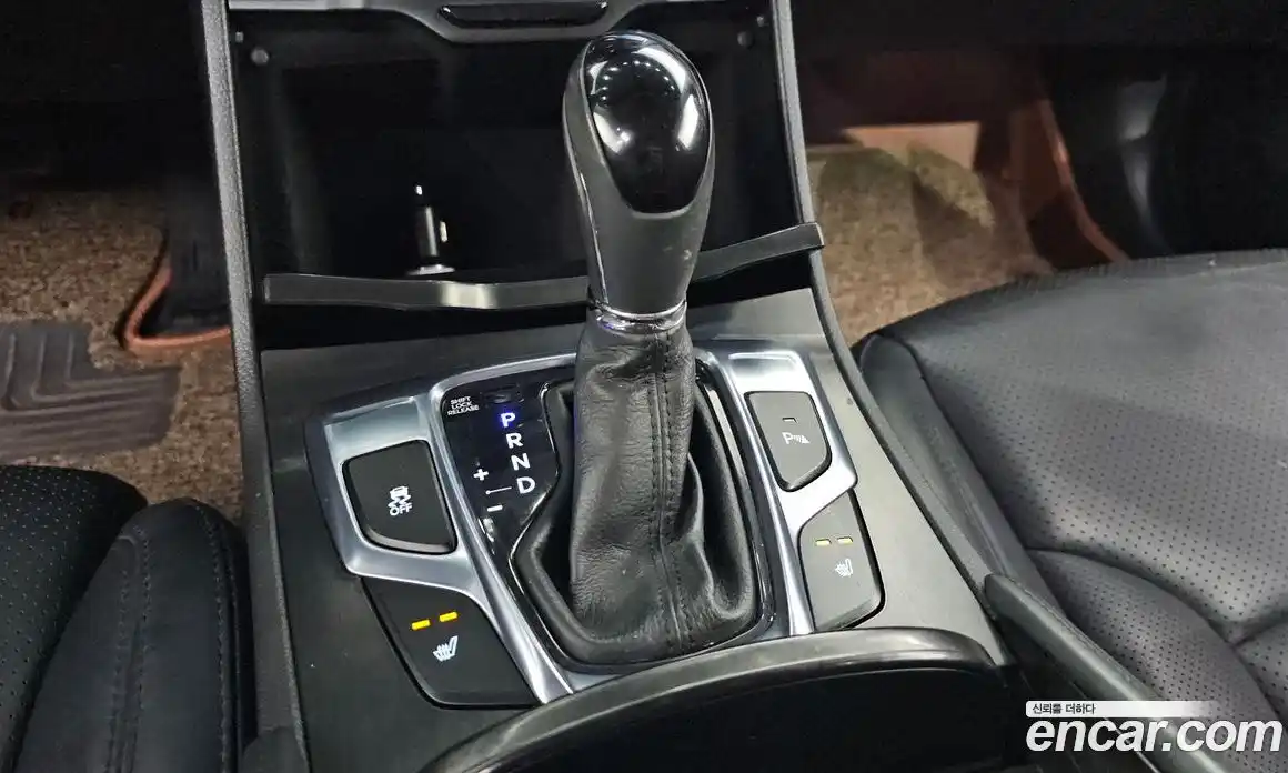 Hyundai Grandeur 2015 2.4 гидро в Москве № 1417014, фото 12