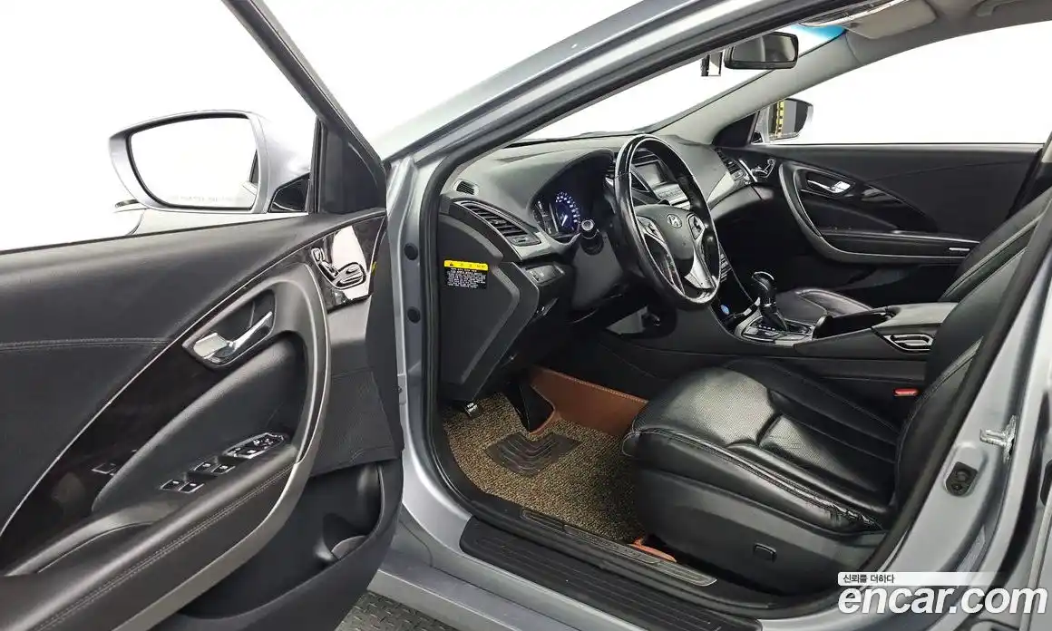 Hyundai Grandeur 2015 2.4 гидро в Москве № 1417014, фото 13