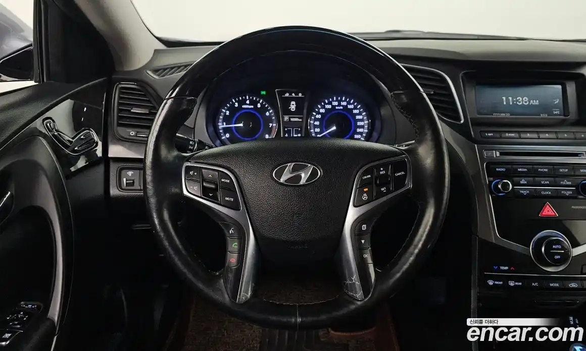 Hyundai Grandeur 2015 2.4 гидро в Москве № 1417014, фото 18