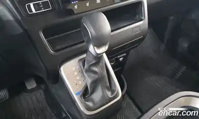 Hyundai Staria 2024 2.2 гидро в Москве № 1417246, миниатюра 11