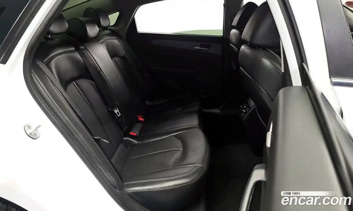 Hyundai Sonata 2017 2.0 гидро в Москве № 1417567, фото 17
