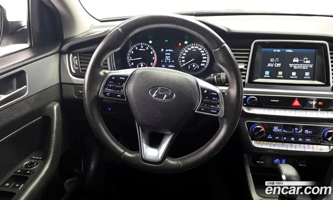 Hyundai Sonata 2017 2.0 гидро в Москве № 1417567, фото 19