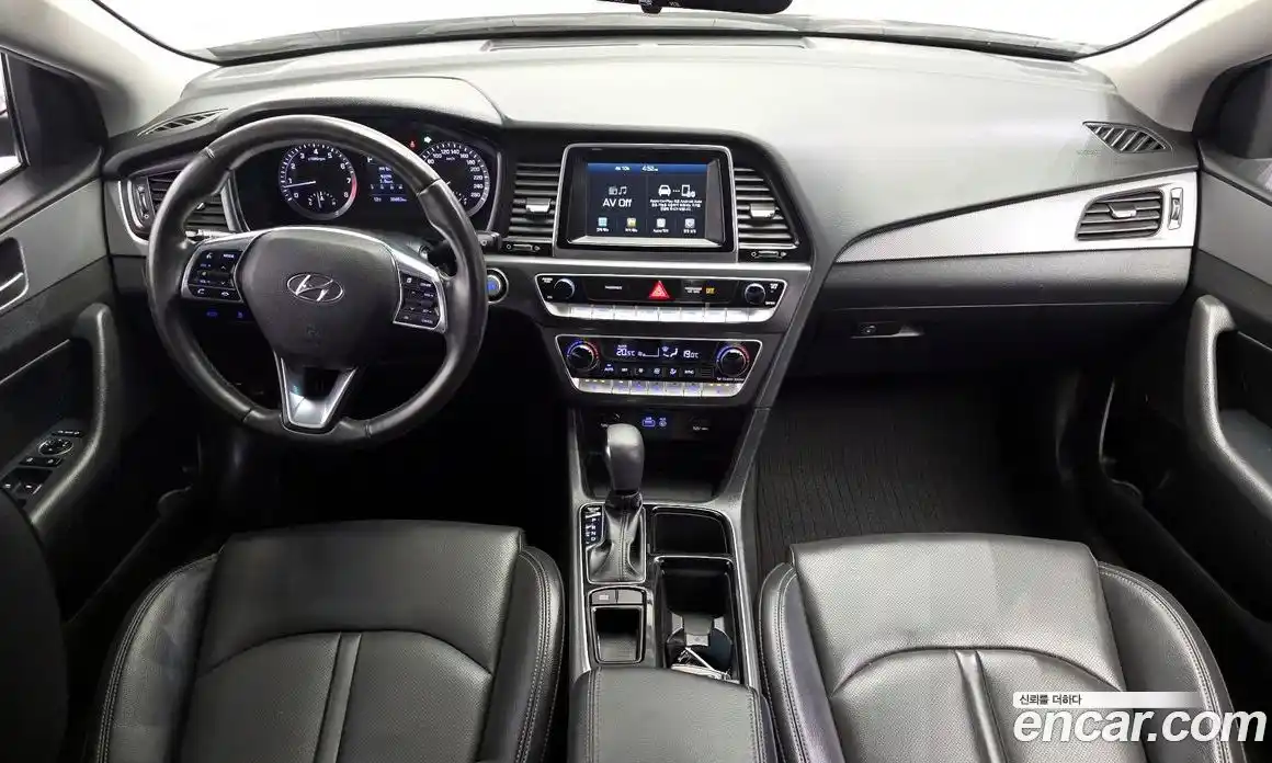 Hyundai Sonata 2017 2.0 гидро в Москве № 1417567, фото 10
