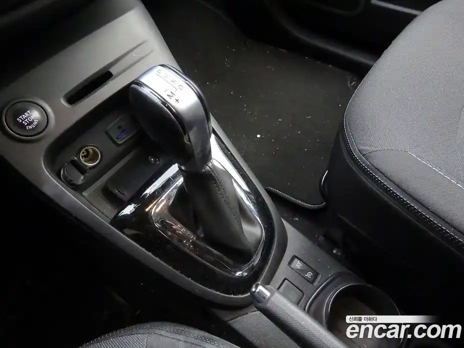 Renault QM3 2017 1.5 гидро в Москве № 152347, фото 11