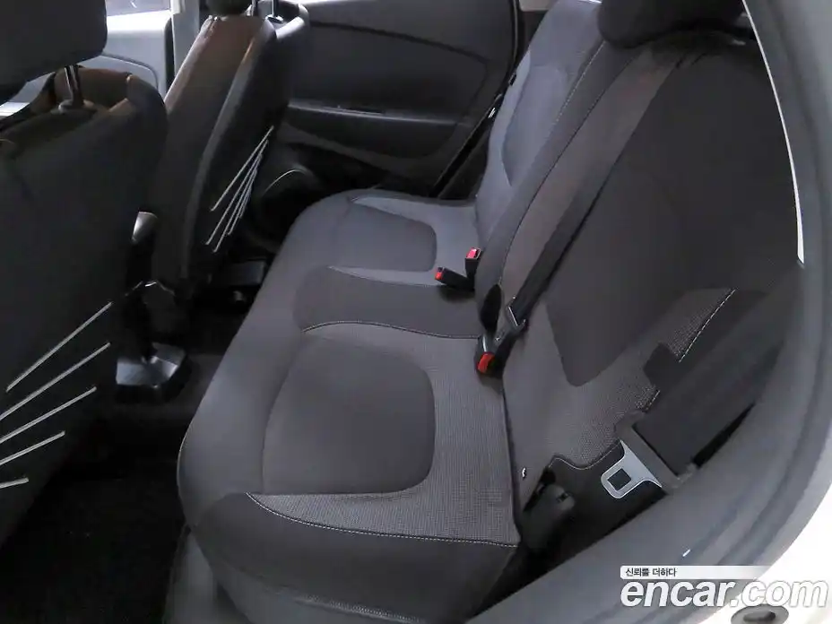 Renault QM3 2017 1.5 гидро в Москве № 152347, фото 6