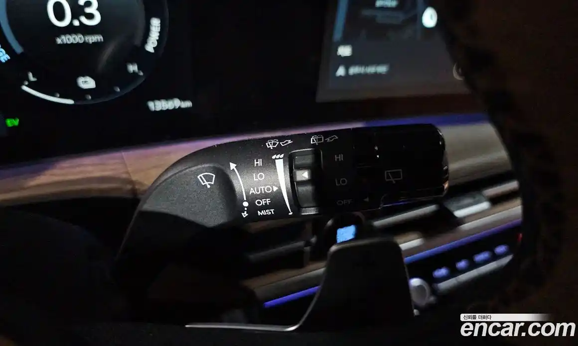 Hyundai Santa Fe 2025 1.6 гидро в Москве № 1536955, фото 29