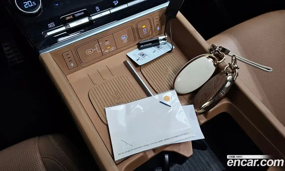 Hyundai Santa Fe 2024 2.5 гидро в Москве № 1537270, фото 11