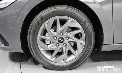 Hyundai Avante 2023 1.6 гидро в Москве № 1537291, миниатюра 5