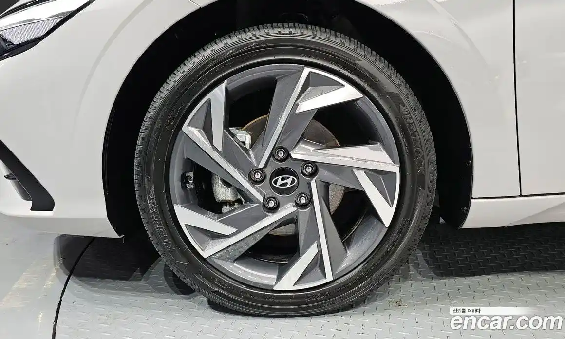 Hyundai Avante 2024 1.6 гидро в Москве № 1537421, фото 5