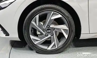 Hyundai Avante 2024 1.6 гидро в Москве № 1537421, миниатюра 5