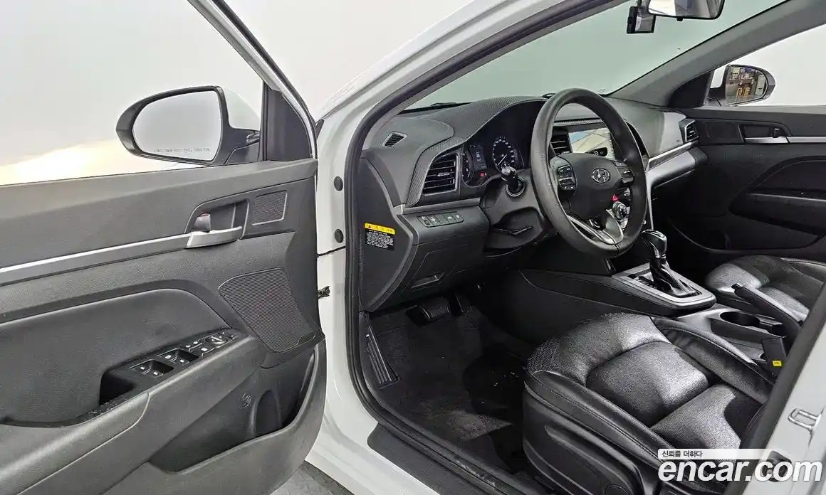 Hyundai Avante 2019 1.6 гидро в Москве, фото 13