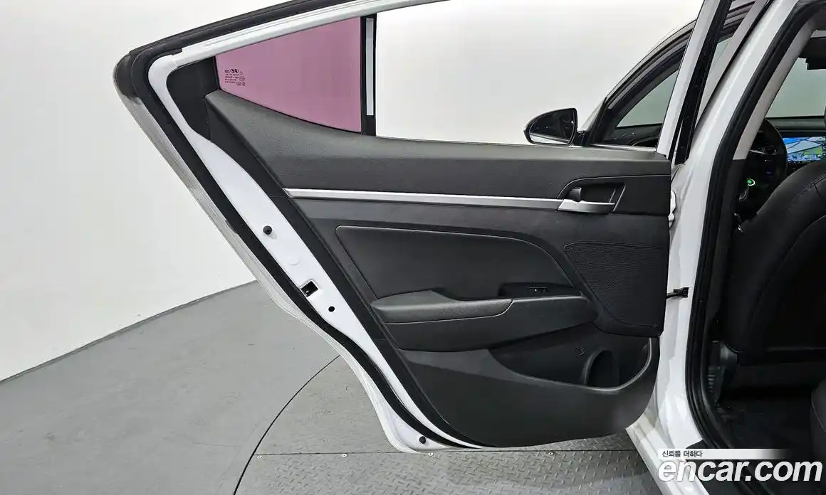Hyundai Avante 2019 1.6 гидро в Москве, фото 15