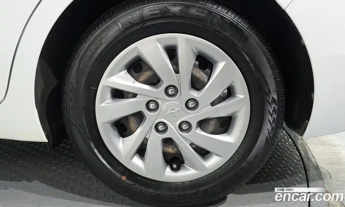 Hyundai Avante 2019 1.6 гидро в Москве, фото 7