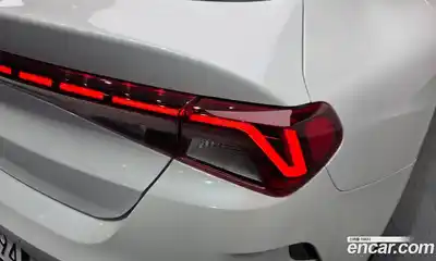 Kia K5 2022 2.0 гидро в Москве № 1538223, миниатюра 9