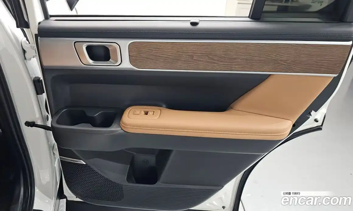 Hyundai Santa Fe 2023 2.5 гидро в Москве № 1610763, фото 15