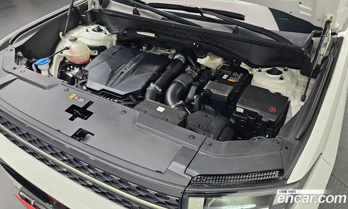 Hyundai Santa Fe 2023 2.5 гидро в Москве № 1610763, фото 6