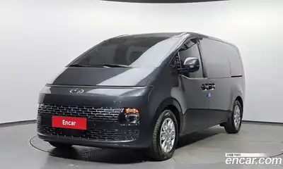 Hyundai Staria, 2022