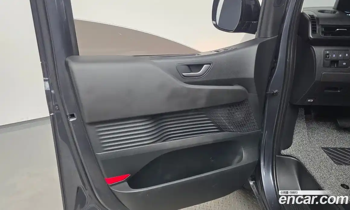 Hyundai Staria 2022 2.2 гидро в Москве, фото 14
