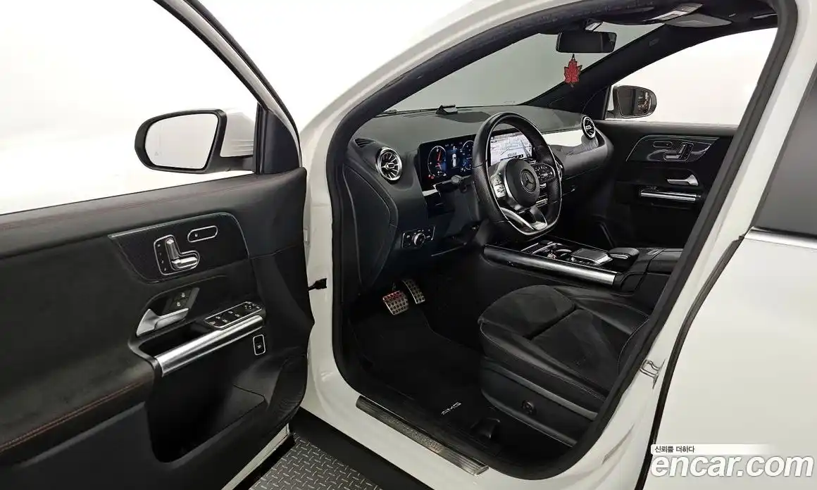 Mercedes-Benz GLA-Class 2020 2.0 гидро в Москве № 161136, фото 10