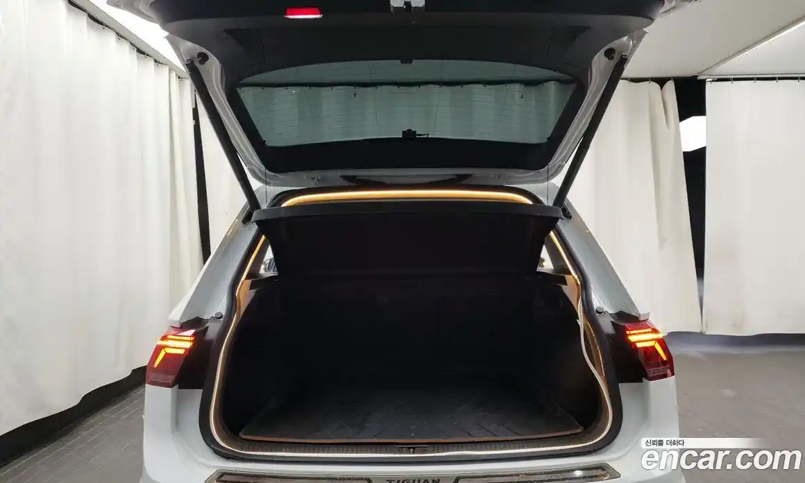 Volkswagen Tiguan 2022 2.0 гидро в Москве № 168633, фото 20