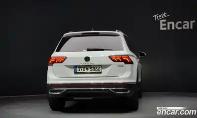 Volkswagen Tiguan 2022 2.0 гидро в Москве № 168633, миниатюра 4