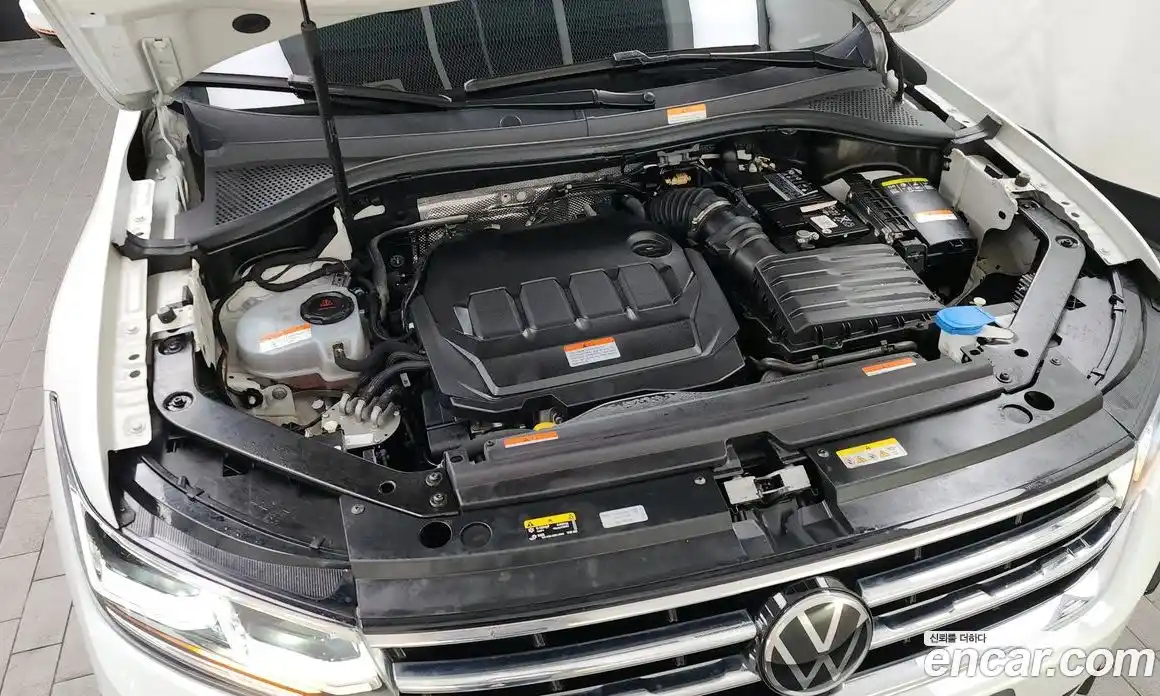 Volkswagen Tiguan 2022 2.0 гидро в Москве № 168633, фото 6