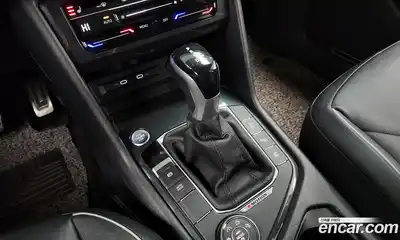 Volkswagen Tiguan 2022 2.0 гидро в Москве № 168633, миниатюра 9