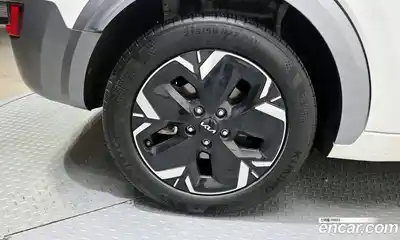 Kia Niro 2024 0.2 гидро в Москве № 1758326, миниатюра 5