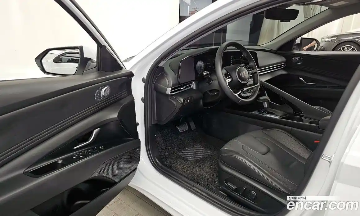 Hyundai Avante 2025 1.6 гидро в Москве № 1830208, фото 13