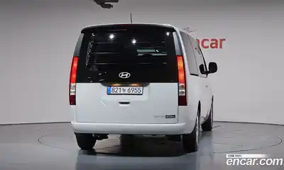 Hyundai Staria 2025 1.6 гидро в Москве № 1830336, миниатюра 3