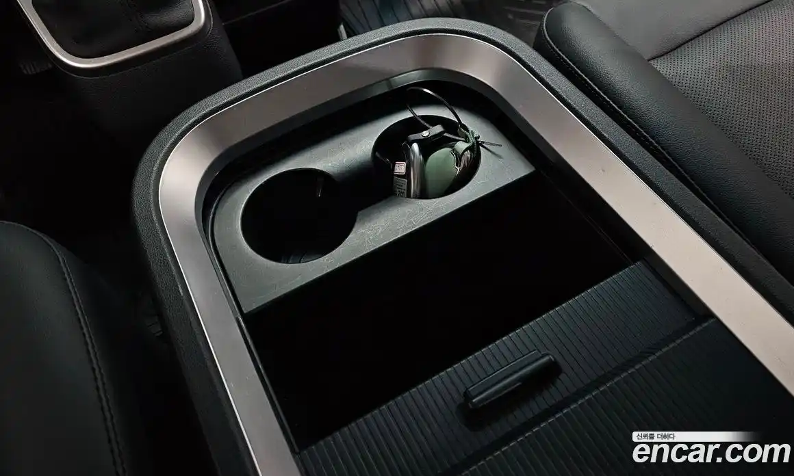 Hyundai Staria 2025 1.6 гидро в Москве № 1830336, фото 31