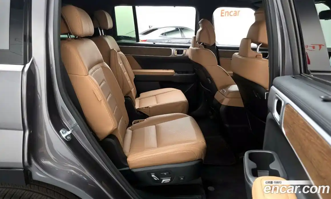 Hyundai Santa Fe 2023 2.5 гидро в Москве № 1830639, фото 17