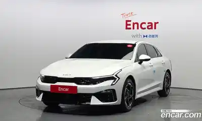 Kia K5, 2025