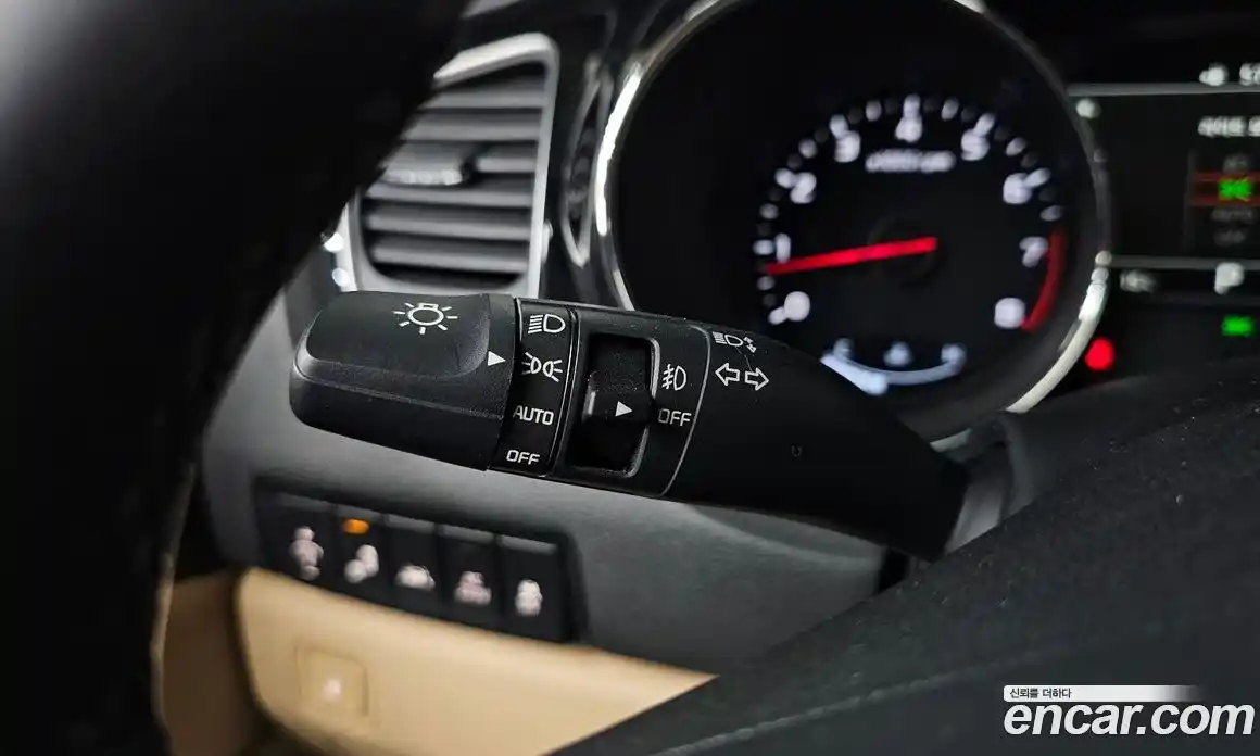 Kia Canival 2018 3.3 гидро в Москве № 1831658, фото 22