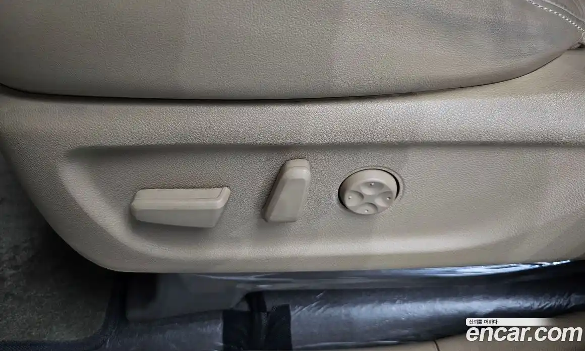 Kia Canival 2018 3.3 гидро в Москве № 1831658, фото 31