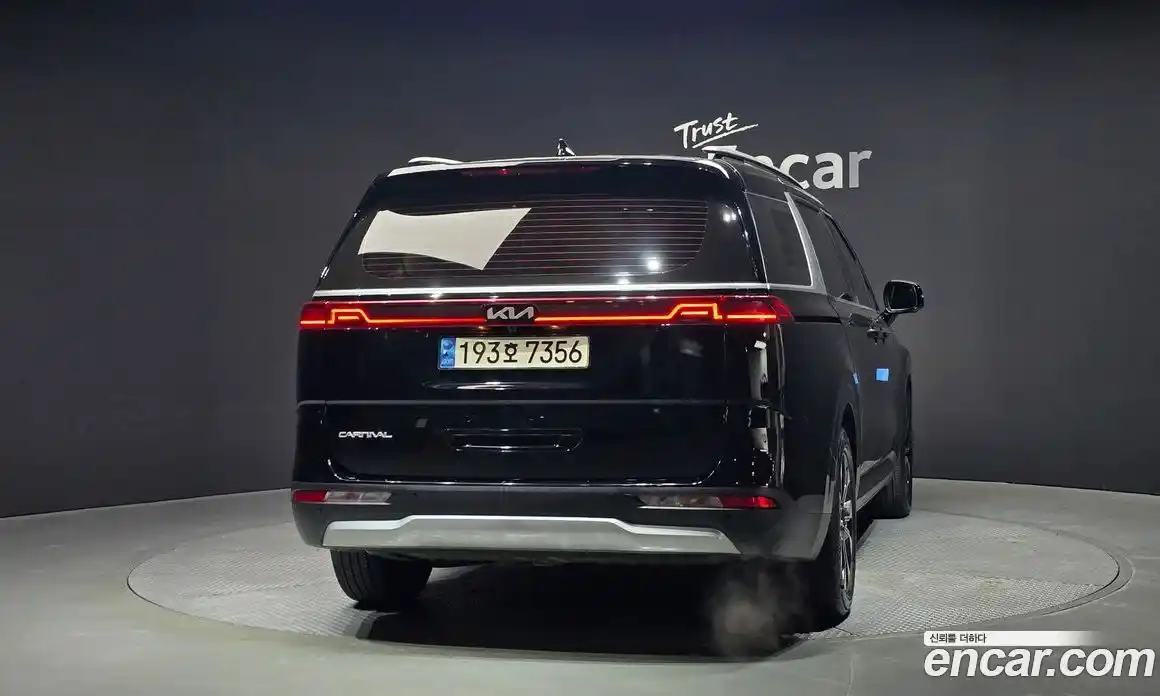 Kia Canival 2022 3.5 гидро в Москве № 1831734, фото 4
