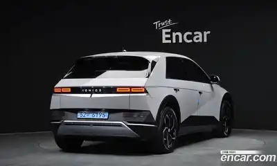 Hyundai Ioniq 5 2023 0.1 гидро в Москве № 1903333, миниатюра 2